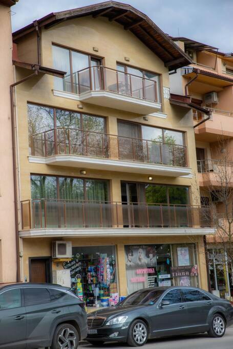 Luxury Apartment 'Rich' Velingrad Buitenkant foto